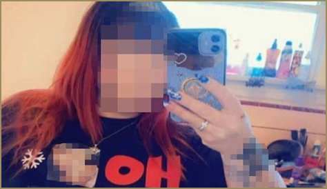 Scorned wife gets savage Christmas T-shirt made which outs THREE of her husband’s mistresses